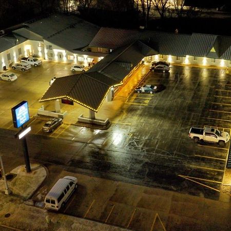 Americas Best Value Inn & Suites Atlantic Exterior photo